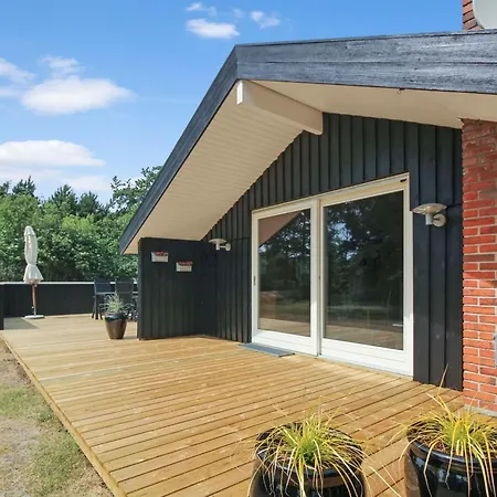 Ria - 250m From The Sea By Interhome *